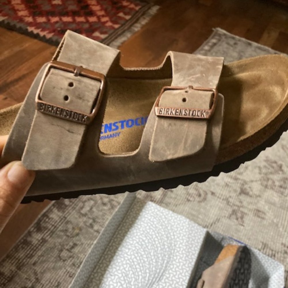 Arizona Soft Footbed Sandals - Oiled Tobacco Brown